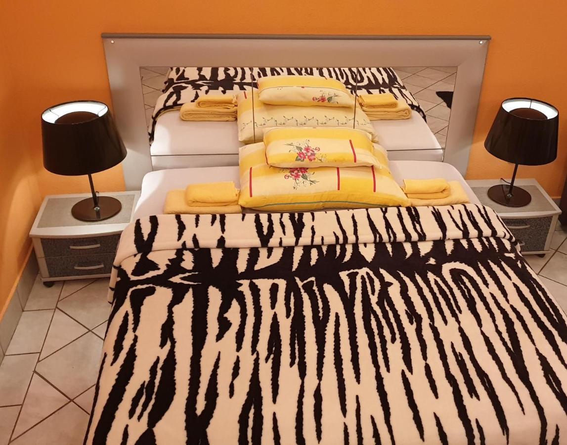 Apartment In The Center Of Budapest -Free Garage Parking Zewnętrze zdjęcie